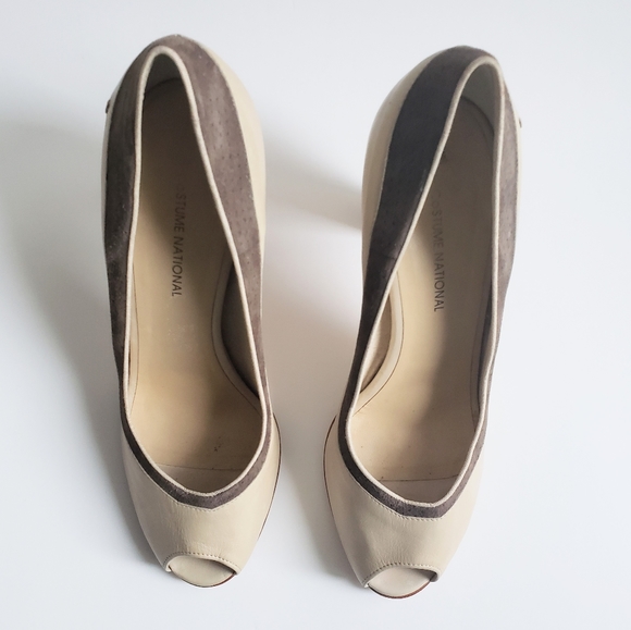 CoSTUME NATIONAL | Peep-toe Leather Heels - Picture 3 of 12